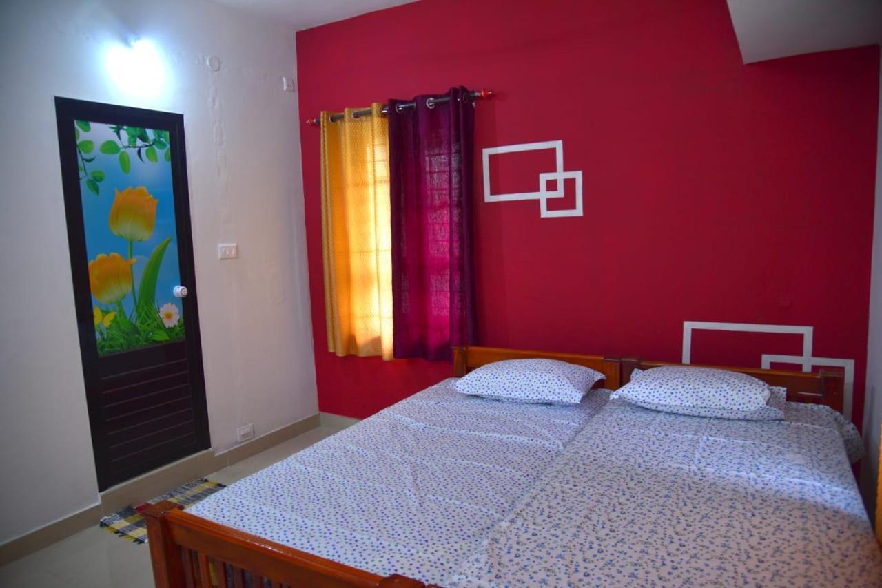 Aqua Green Home Stay Munroe Island Esterno foto